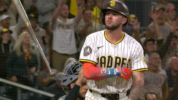 Front Row Seat: Padres offense shows up for comeback win
