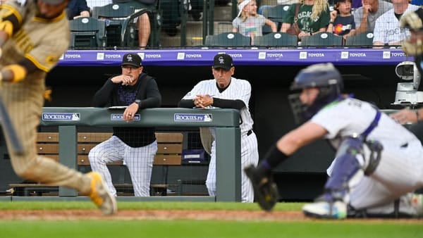 Front Row Seat: Padres head home, Bud Black fired