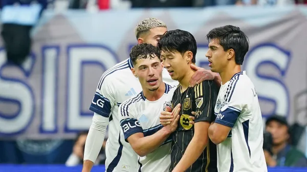 Front Row Seat: Vancouver stuns LAFC, setting up Western Conference Final